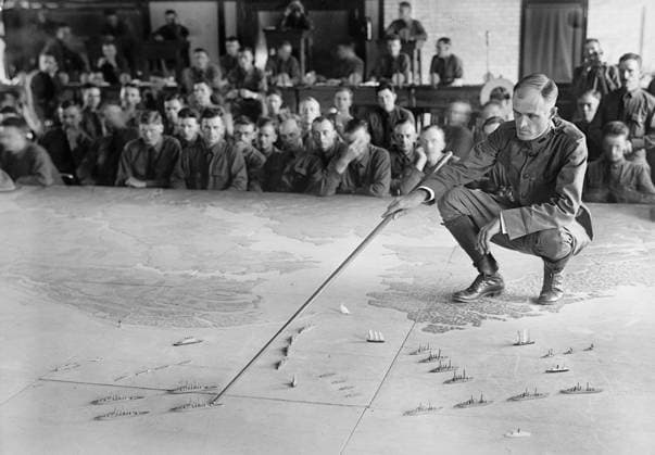 U.S. Military Training during World War I, Harris & Ewing, 1917  Copyright: CircaxImages ghi-circa03560