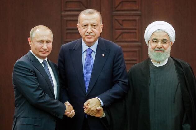 Bilder des Jahres 2019, News 09 September News Bilder des Tages ANKARA, TURKEY â€“ SEPTEMBER 16, 2019: Russia s President Vladimir Putin, Turkey s President Recep Tayyip Erdogan, and Iran s President Hassan Rouhani (L-R) after a joint press conference following the 5th trilateral summit to discuss prospects for Syrian peace process. Mikhail Metzel TASS  TS0BAFBC