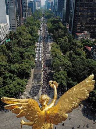 News Bilder des Tages View of the military parade during the celebration of the 209 anniversary of the Independence of Mexico, in Mexico City, Mexico, 16 September 2019. 209 anniversary of the Independence of Mexico !ACHTUNG: NUR REDAKTIONELLE NUTZUNG!  Copyright: xMadlaxHartzx MEX3344 20190916-637042654152687106