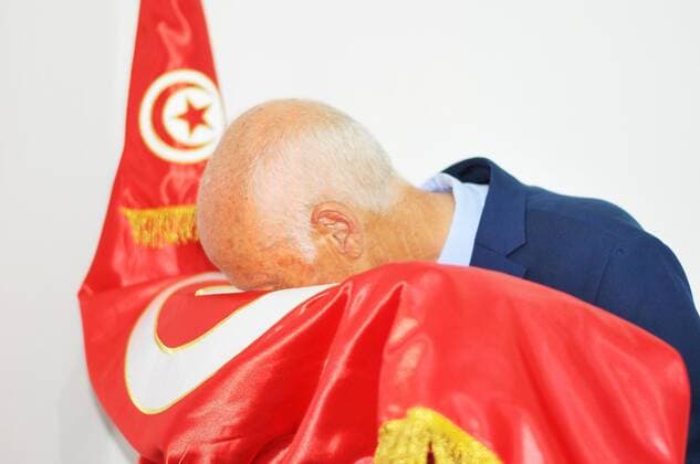 Bilder des Jahres 2019, News 09 September News Bilder des Tages The independent candidate Kais Saïed who obtained 18.4% of the votes against 15.58% for Nabil Karoui in his office in Tunis.Photo YASSINE MAHJOUB Tunisia: Kaïs Saïed and Nabil Karoui in the 2nd round of presidential elections 