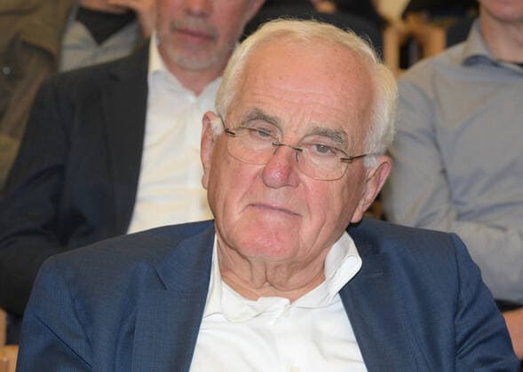 Die Saarlandbotschafter laden am Donnerstag (19.09.2019) zu einer Vortragsveranstaltung zum Thema Die Erde retten - aber wie? in die Europäische Akademie Otzenhausen-Nonnweiler ein. Im Bild: Prof. Dr. Peter Hartz, Vorsitzender der Regierungskommission der Arbeitsmarktreformen in Deutschland sowie Stifter und Gründer der SHS Foundation. *** The Saarland Ambassadors invite you to a lecture event on Thursday 19 09 2019 on the subject of Saving the Earth but, like at the European Academy Otzenhausen Nonnweiler Im Bild Prof Dr Peter Hartz, Chairman of the Government Commission for Labour Market Reforms in Germany and founder and founder of the SHS Foundation bub