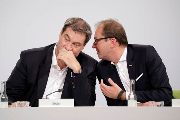 Markus Soeder, Ministerpraesident des Freistaates Bayern, CSU, Alexander Dobrindt, MdB, CSU, PK zu Kabinettausschuss Klimaschutz der Bundesregierung stellt die Eckpunkte des Klimaschutzprogramms 2030 vor, DEU, Berlin, 20.09.2019