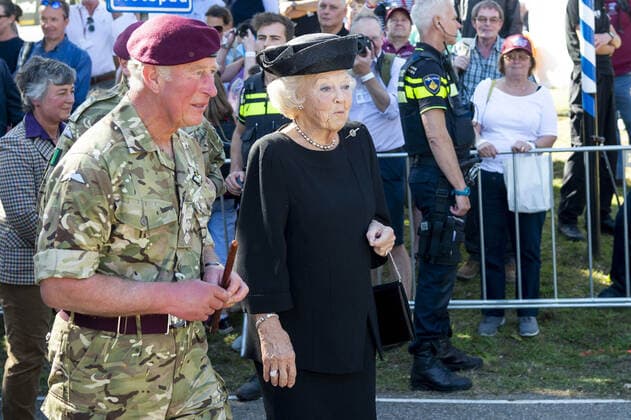 Entertainment Themen der Woche KW38 Entertainment Bilder des Tages 21-09-2019 Ede Princess Beatrix and Prince Charles, Prince of Wales, attend the memorial meeting on the Ginkelse Heide and lay a wreath at the Airborne monument during the Airborne Airborne and Commemoration in the context of 75 years of Freedom in Ede.  Copyright: xPPEx