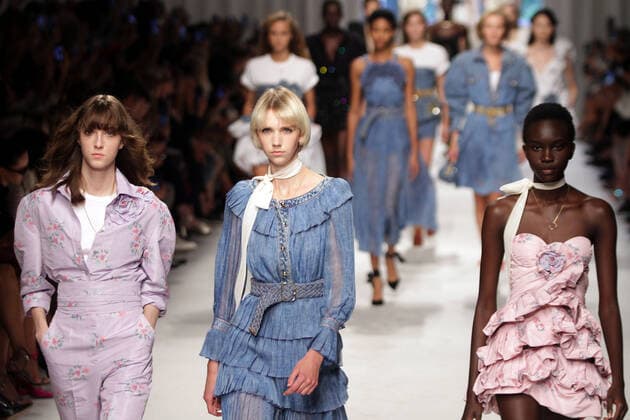 Milan Fashion Week, Women Spring Summer 2020. Milan, Women s Fashion, Spring Summer 2020. PHILOSOPHY catwalk. Pictured: model  Copyright: xPaoloxDilettox xIPAx xPaoloxDilettox