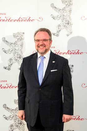 Gastronomischer Innovator 2019 Bernhard Moser von eat! berlin bei der Ankuendigung der Berliner Meisterkoeche 2019 in Berlin am 24. September 2019. Berliner Meisterkoeche 2019