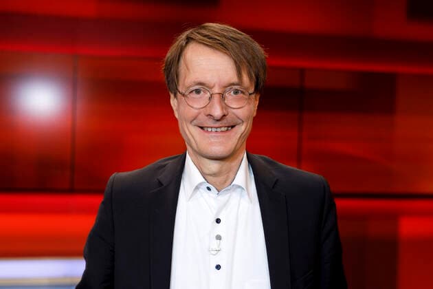 Karl Lauterbach in der ARD-Talkshow hart aber fair im WDR Fernsehstudio A. Köln, 23.09.2019