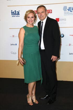 Caren Miosga und ihr Ehemann Tobias Grob bei der Verleihung Deutscher Radiopreis 2019 am 25.09.2019 in Hamburg Deutscher Radiopreis 2019 Verleihung in Hamburg