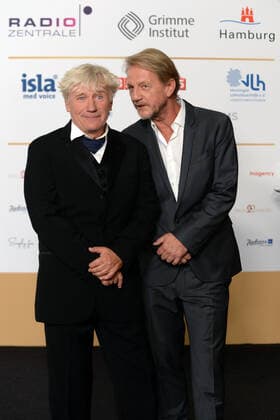 Jörg Schüttauf und Sönke Wortmann zu Gast bei der Verleihung des 10. Deutscher Radiopreis am 25.09.2019. Der Deutsche Radiopreis wurde in der Elbphilharmonie in Hamburg vergeben. bei der Verleihung Deutscher Radiopreis 2019 am 25.09.2019. Die Verleihung fand in der Hamburger Elbphilharmonie in Hamburg statt., Hamburg Hafen Hamburg Deutschland