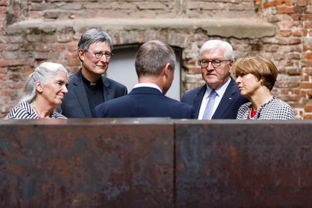 Isabel Pfeiffer-Poensgen, Rainer Maria Woelki, Stefan Kraus und Frank-Walter Steinmeier mit Ehefrau Elke Büdenbender beim Besuch des Kunstmuseums Kolumba. Köln, 27.09.2019 *** Isabel Pfeiffer Poensgen, Rainer Maria Woelki, Stefan Kraus and Frank Walter Steinmeier with wife Elke Büdenbender visiting the Kunstmuseum Kolumba Cologne, 27 09 2019 Foto:xC.xHardtx xFuturexImage