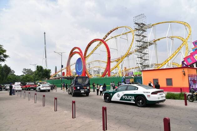 Mexiko-Stadt, Achterbahn entgleist in Freizeitpark La Feria de Chapultepec September 28, 2019: EUM20190928ACT05.JPG.CIUDAD DE MEXICO. AccidentAccidente-Feria Chapultepec.- 28 de septiembre de 2019. El accidente ocurrido en el juego mecanico conocido como Quimera en la Feria de Chapultepec deja dos personas fallecidas y dos heridas. Foto: Agencia EL UNIVERSALHugo GarciaEELG Copyright: xElxUniversalx