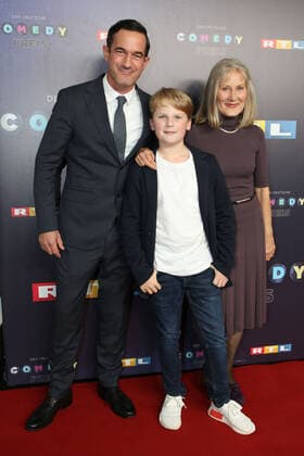 Sönke Möhring, Julius Weckauf und Hedi Kriegeskotte bei der Verleihung von Der Deutsche Comedypreis 2019 am 2.10.2019 in Köln Deutscher Comedypreis 2019 in Köln