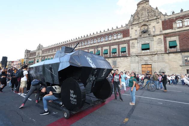 Mexiko, Ausschreitungen begleiten Demonstration in Mexiko-Stadt October 2, 2019: EUM20191002NAC21.JPG.CIUDAD DE MEXICO, ProtestsProtestas-2 de octubre.- Aspectos de la marcha realizada este 2 de octubre de 2019 en calles del Centro Historico, realizada con motivo de conmemorar la masacre de estudiantes de 1968. Foto: Agencia EL UNIVERSALAFBV. Copyright: xElxUniversalx