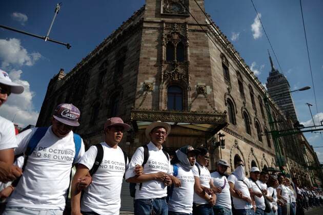 Mexiko, Ausschreitungen begleiten Demonstration in Mexiko-Stadt October 2, 2019: EUM20191002NAC61.JPG .CIUDAD DE MEXICO, ProtestsProtestas-2 de octubre.- Aspectos de los disturbios generados durante la marcha realizada este 2 de octubre de 2019 en calles del Centro Historico, realizada con motivo de conmemorar la masacre de estudiantes de 1968. Foto: Agencia EL UNIVERSALDiego Simon SanchezAFBV Copyright: xElxUniversalx