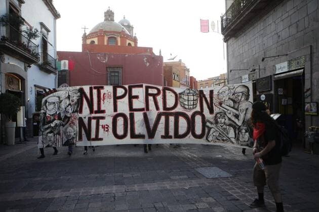 Mexiko, Demonstranten erinnern an das Massaker von Tlatelolco October 2, 2019: EUM20191002NAC77.JPG .QUERETARO, Qro., ProtestsProtestas-2 de octubre.- Un grupo de manifestantes, en su mayoria estudiantes de la Universidad Autonoma de Queretaro (UAQ), protestaron este 2 de octubre de 2019 en conmemoracion a 51 anos de la matanza ocurrida en Tlatelolco. Foto: Agencia EL UNIVERSAL Copyright: xElxUniversalx