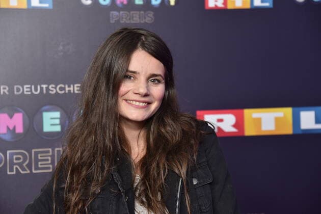 Schauspielerin Joyce Ilg kommt am 02.10.2019 in Kölner zur Verleihung des 20. Deutschen Comedypreis 2019, er jährlich an Komiker, für Comedy-Shows und Moderationen verliehen.