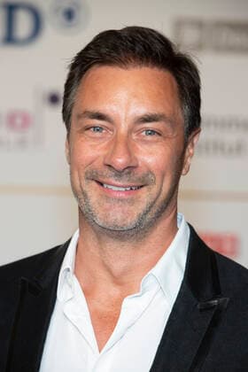 Marco SCHREYL, Moderator, Roter Teppich, Red Carpet Show, Ankunft, arrival, Verleihung des Deutschen Radiopreises 2019 in Hamburg am 25.09.2019, *** Marco SCHREYL, Moderator, Red Carpet, Red Carpet Show, Arrival, arrival, presentation of the German Radio Award 2019 in Hamburg on 25 09 2019,