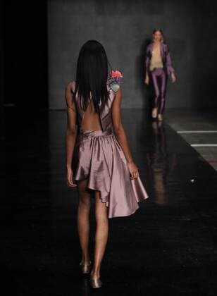 Models present creations of the Mexican brand Bernarda during the second day of the Mexico Mercedes-Benz Fashion Week, in Mexico City, Mexico, 08 October 2019. Mexico Mercedes-Benz Fashion Week !ACHTUNG: NUR REDAKTIONELLE NUTZUNG!  Copyright: xMarioxGuzmanx AME7169 20191009-637061922112579261