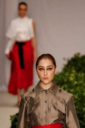 (191009) -- MEXICO CITY, Oct. 9, 2019 -- A model presents a creation at the Abel Lopez Show during the Mercedes-Benz Fashion Week in Mexico City, Mexico, Oct. 8, 2019. (Photo by Xinhua) MEXICO-MEXICO CITY-FASHION WEEK-ABEL LOPEZ FranciscoxCanedo 
