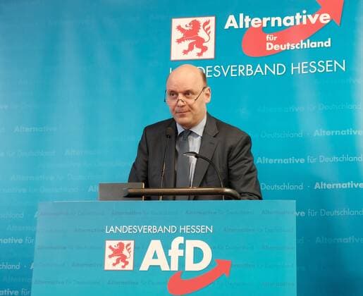 12.10.2019 xkhx Neuhof bei Fulda, Alternative für Deutschland AfD-Landesparteitag Hessen 2019 Sprecher der hessischen AfD, Robert Lambrou *** 12 10 2019 xkhx Neuhof near Fulda, Alternative for Germany AfD Hesse State Party Conference 2019 Speaker of the Hessian AfD, Robert Lambrou HK