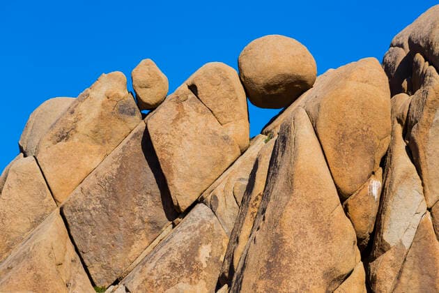 Rock formation know as Giant Marbles, Joshua Tree National Park, California, USA, February 2015.  1526231 JuanxCarlosxMunoz