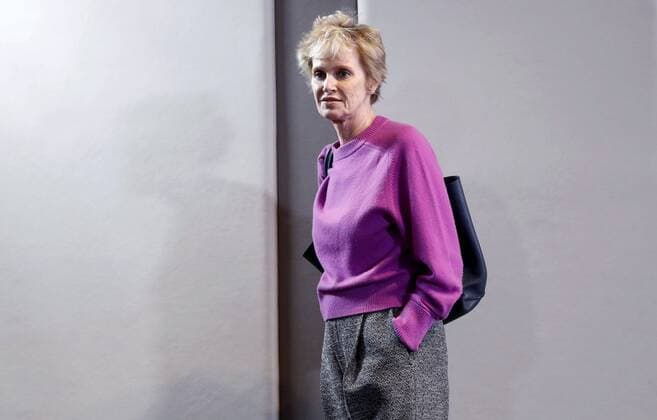 US writer Siri Hustvedt attends a press conference on her distinction with the Princess of Asturias Award for Literature, in Oviedo, Spain, 15 September 2019. The Princess of Asturias Awards are given every year to personalities or organizations from all around the world who make significant achievements in the sciences, arts, literature, humanities and sports. The ceremony will be held on 18 October 2019. Princess of Asturias Award 2019 !ACHTUNG: NUR REDAKTIONELLE NUTZUNG!  Copyright: xJ.L.Cereijidox GRAF674 20191015-637067643021003451