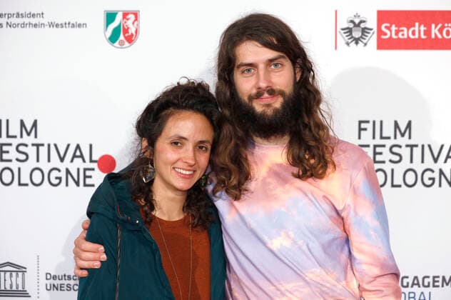 Lino Rettinger mit Begleitung bei der Verleihung der Film Festival Cologne Awards 2019 auf dem 29. Film Festival Cologne im E-Werk. Köln, 17.10.2019