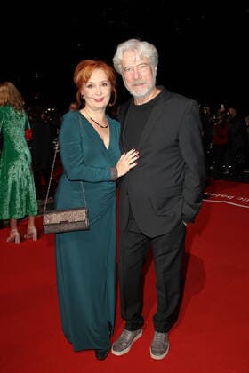 Jürgen Prochnow und seine Ehefrau Verena Wengler bei der Verleihung Hessischer Film- und Kinopreis am 18.10.2019 in Frankfurt a. Main Hessischer Filmpreis 2019 in Frankfurt