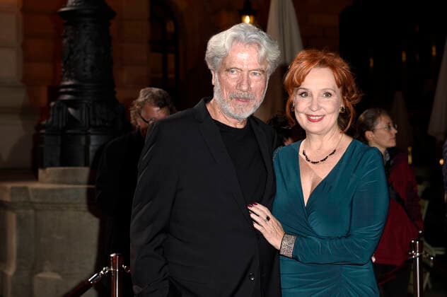Jürgen Prochnow mit Ehefrau Verena Wengler bei der 30. Verleihung des Hessischen Film- und Kinopreises 2019 in der Alten Oper. Frankfurt, 18.10.2019