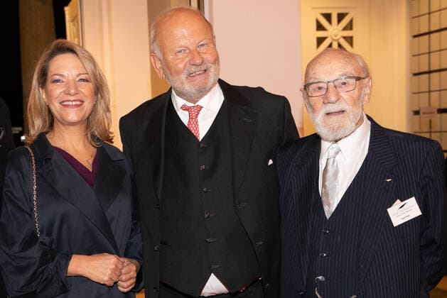 Hannover, Verleihung des Leibniz Ring Hannover an Meeresbiologin Prof.Dr. Antje Boetius, Laudatio Hannes Jaenicke, im Hannover Congress Centrum, von links: Antje Boetius, Jürgen Köster, Rolf Zick,