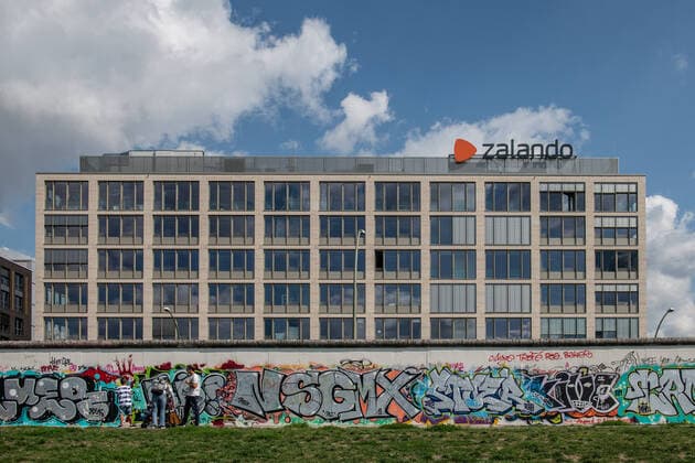 Zalando Gebäude an der East Side Gallery