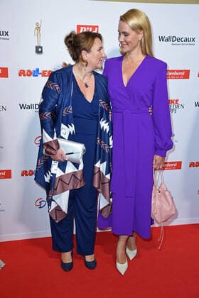 Jacqueline Flory, Judith Rakers bei der der 13. Verleihung der GOLDENEN BILD der FRAU im Stage Operettenhaus in Hamburg am 23.10.2019
