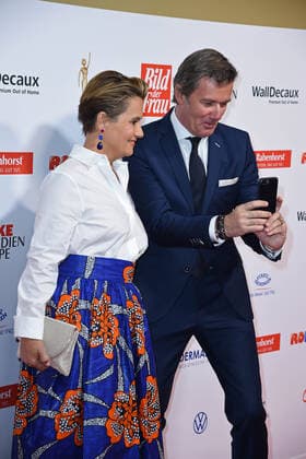 Jenny Juergens mit Schwester John Juergens bei der der 13. Verleihung der GOLDENEN BILD der FRAU im Stage Operettenhaus in Hamburg am 23.10.2019