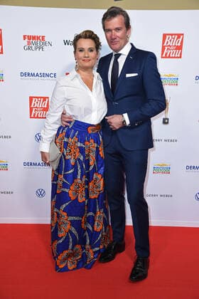 Jenny Juergens mit Schwester John Juergens bei der der 13. Verleihung der GOLDENEN BILD der FRAU im Stage Operettenhaus in Hamburg am 23.10.2019
