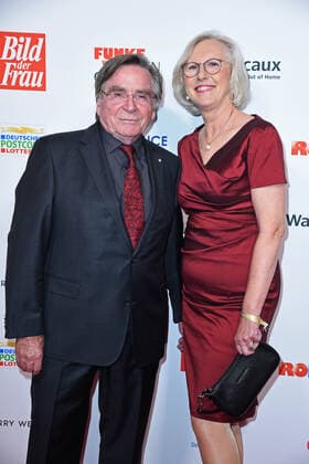 Elmar Wepper mit Ehefrau Anita Schlierf bei der der 13. Verleihung der GOLDENEN BILD der FRAU im Stage Operettenhaus in Hamburg am 23.10.2019