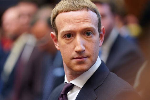 Bilder des Jahres 2019, News 10 Oktober News Bilder des Tages (191023) -- WASHINGTON, Oct. 23, 2019 -- Facebook CEO Mark Zuckerberg testifies before the U.S. House Financial Services Committee during An Examination of Facebook and Its Impact on the Financial Services and Housing Sectors hearing on Capitol Hill in Washington D.C., the United States, on Oct. 23, 2019. ) U.S.-WASHINGTON D.C.-FACEBOOK-ZUCKERBERG-HEARING LiuxJie 
