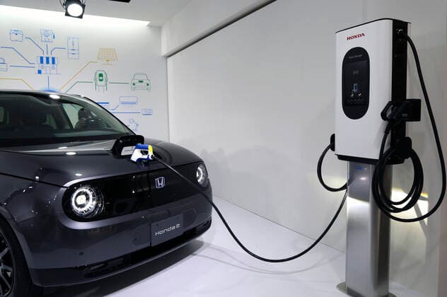 Honda-e beim Pressetag der 46. Tokyo Motor Show 2019 auf dem Messegelände Tokyo Big Sight. Tokio, 23.10.2019 *** Honda e at the press day of the 46 Tokyo Motor Show 2019 at the Tokyo Exhibition Grounds Big Sight Tokyo, 23 10 2019 Foto:xY.xTomitax xFuturexImage