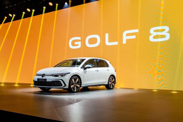 24.10.2019, xtgx, Wirtschaft Auto, Volkswagen - Weltpremiere Vorstellung Golf VIII 8 acht emspor, v.l. Vorstellung des neuen Golf Wolfsburg
