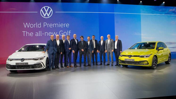 24.10.2019, xtgx, Wirtschaft Auto, Volkswagen - Weltpremiere Vorstellung Golf VIII 8 acht emspor, v.l. Vorstellung des neuen Golf Wolfsburg