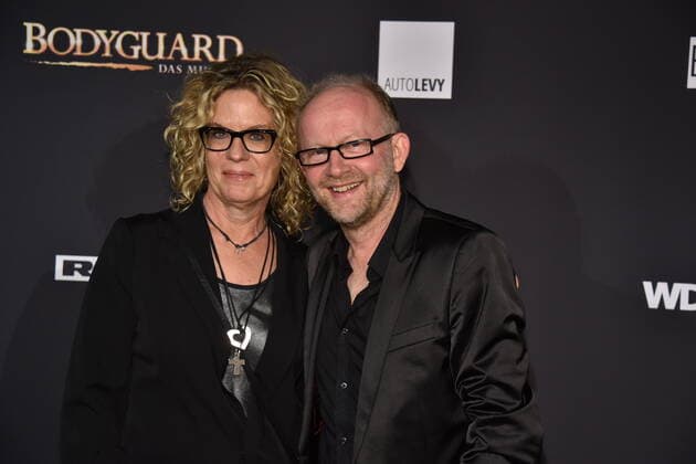 Musikproduzent Prof Dieter Falk mit seiner Frau Angelika kommt zur Premiere und Tourneestart des Musicals BODYGUARD in den Musical Dome am 24.10.2019 in Köln