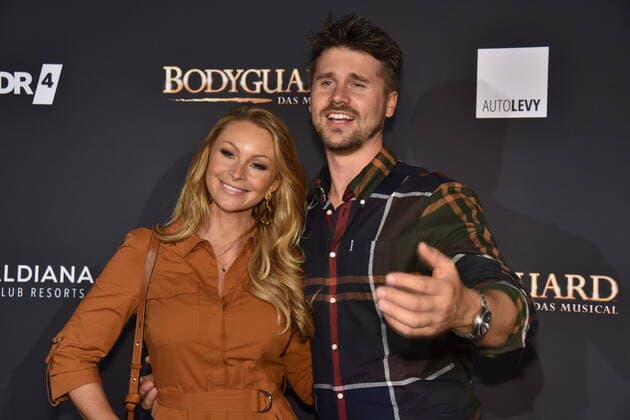 Schauspieler Thore Schölermann und seine Frau und Jana Julie Kilka Schölermann kommt zur Premiere und Tourneestart des Musicals BODYGUARD in den Musical Dome am 24.10.2019 in Köln