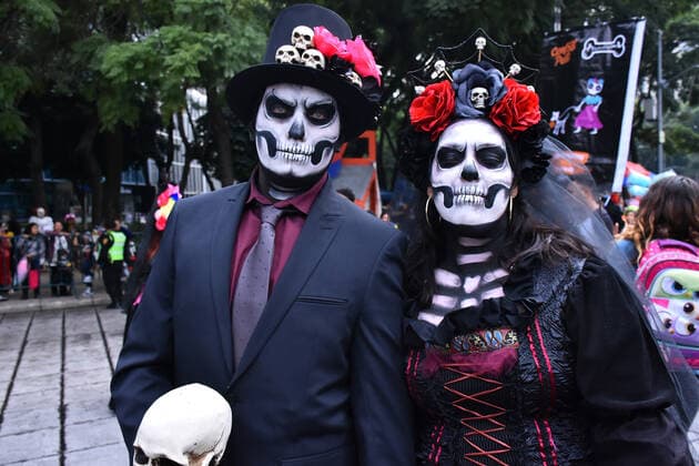 Catrinas Parade to celebrate Day of the Dead in Mexico MEXICO CITY, MEXICO - OCTOBER 26: Participants take part during The Mega parade of Catrinas as part of celebration of Mexican tradition Day of the Dead ˜Dia de Muertos™ at Reforma Avenue on October 26, 2019 in Mexico City, Mexico. The Day of the Dead Celebration was named in 2003 by UNESCO Intangible Cultural Heritage of Humanity  Copyright: xCarlosxTischlerx EYE_7356