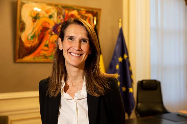 Bilder des Jahres 2019, News 10 Oktober Belgian Prime Minister Sophie Wilmes poses for the photographer during the passing of the power to the new Prime Minister, in Brussels, Sunday 27 October 2019. Wilmes succeeds Michel who will become President of the European Council on 01 December. She s Belgium s first female Prime Minister.  NICOLASxMAETERLINCK 05696084