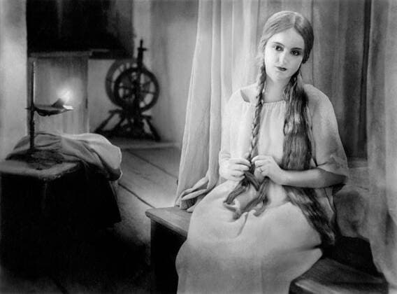 Camilla Horn Characters: Gretchen Film: Faust: A German Folk Legend (1926) 14 September 1926  Copyright: MaryxEvansxAFxArchive 12026226 editorial use only