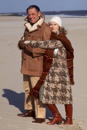 OSCARS. Bester Hauptdarsteller. Preisträger 1971-1980 Peter Finch & Faye Dunayway Characters: Howard Beale, Diana Christensen Film: Network (1976) Director: Sidney Lumet 14 November 1976  Copyright: UnitedxArtistsxAFxArchivexMaryxEvans 12446968 editorial use only