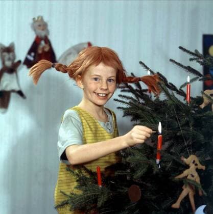 Inger Nilsson Characters: Pippi Langstrump Film: Pippi In The South Seas; Pippi Longstocking In The South Seas (Pippi Langstrump pa de sju haven) Swe De 1970, Tv-Ttitel: Pippi Langstrumpf Und Die Seerõuber Director: Olle Hellbom 24 January 1970  Copyright: NordxArtxAFxArchivexMaryxEvans 12448783 editorial use only