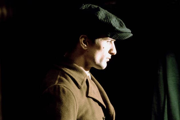 OSCARS. Bester Nebendarsteller. Preisträger 1971-1980 Robert De Niro Characters: Vito Corleone Film: The Godfather: Part Ii (USA 1974) Director: Francis Ford Coppola 12 September 1974 Godfather: Part II, The (1974)  Copyright: ParamountxPicturesxAFxArchivexMaryxEvans 12453475 editorial use only