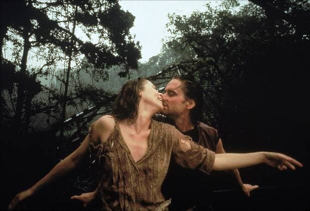 Kathleen Turner & Michael Douglas Characters: Joan Wilder, Jack T. Colton Film: Romancing The Stone (1982) Director: Robert Zemeckis 30 March 1984  Copyright: MaryxEvansxAFxArchivex20xCenturyxFox 12471378 editorial use only