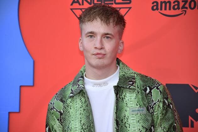 Dutch raper Snelle poses for the media during the photocall of MTV European Music Awards held in Seville, Andalusia, Spain, 03 November 2019. MTV European Music Awards in Seville !ACHTUNG: NUR REDAKTIONELLE NUTZUNG!  Copyright: xRaulxCaroxCadenasx GRAF1787 20191103-637084014779563791