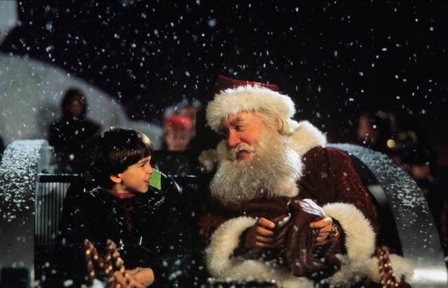 Eric Lloyd & Tim Allen Characters: & Scott Calvin Film: The Santa Clause (USA 1994) Director: John Pasquin 11 November 1994  Copyright: MaryxEvansxAFxArchivexDisney 12565726 editorial use only