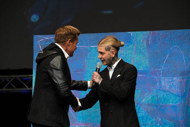 Juergen Hoeller PowerDays, Verleihung des Lifetime Award an Dieter Bohlen, Olympiahalle Muenchen. 03.11.2019 IM BILD: DieterBohlen, Alexander Höller